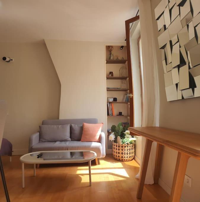 Studio Calme Et Ensoleille Entierement Renove Paris Exterior foto