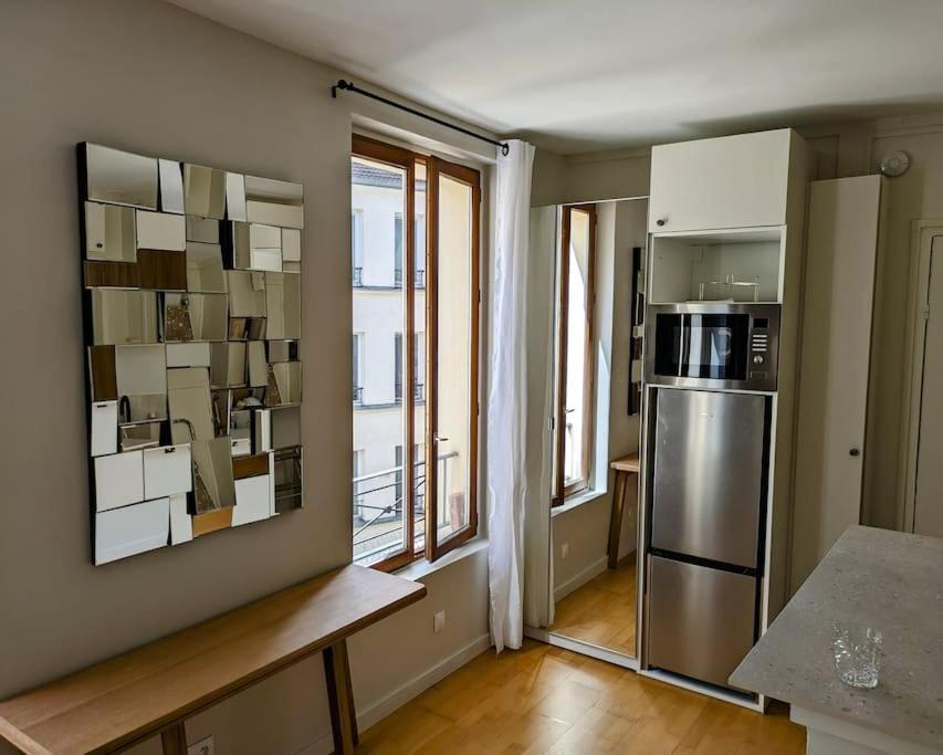Studio Calme Et Ensoleille Entierement Renove Paris Exterior foto
